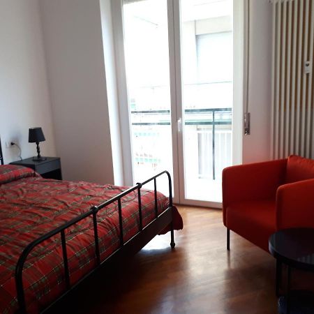 Casa Leoni Apartment โกโม ภายนอก รูปภาพ