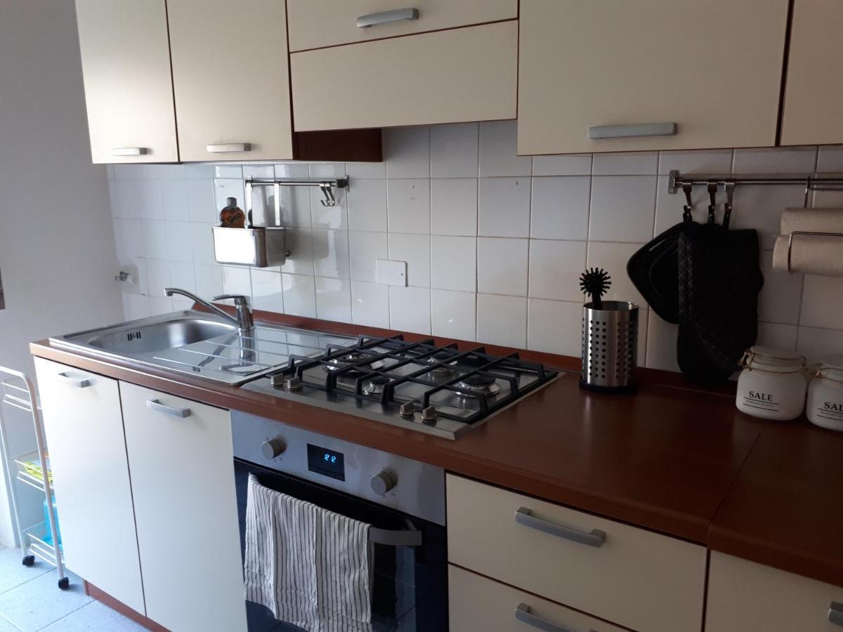 Casa Leoni Apartment โกโม ภายนอก รูปภาพ