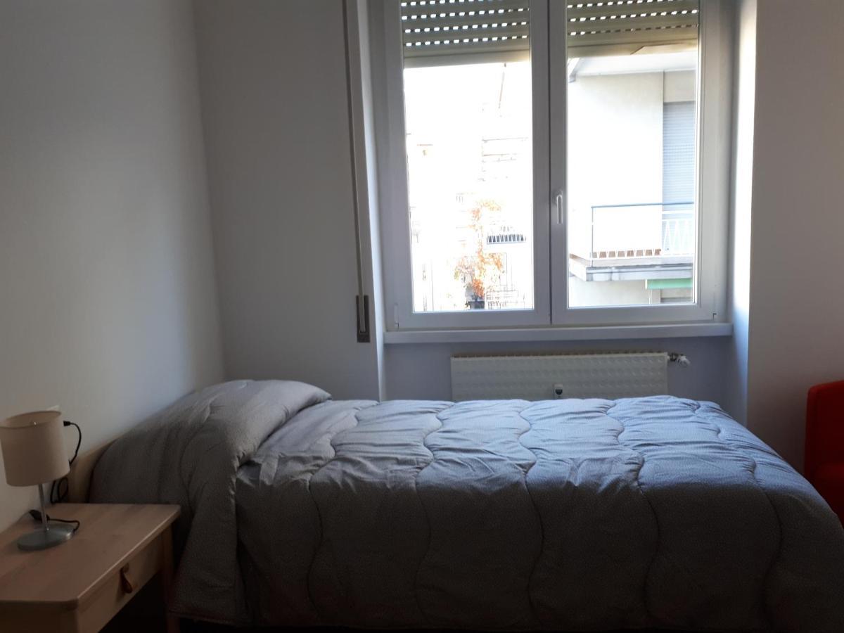 Casa Leoni Apartment โกโม ภายนอก รูปภาพ