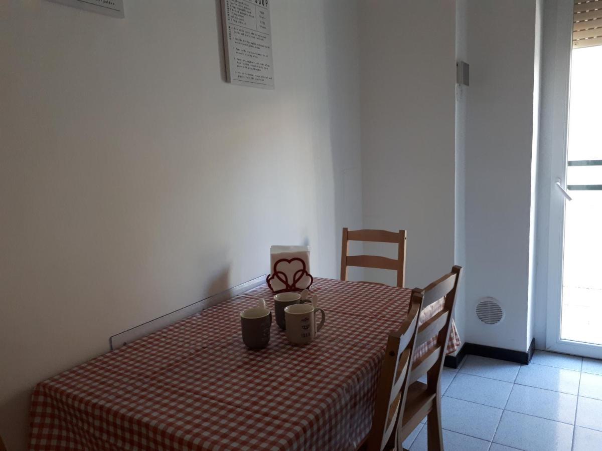 Casa Leoni Apartment โกโม ภายนอก รูปภาพ