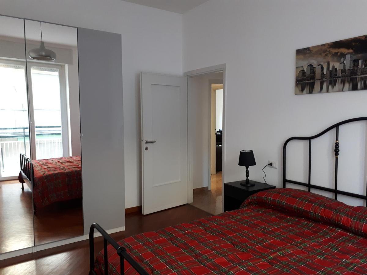 Casa Leoni Apartment โกโม ภายนอก รูปภาพ